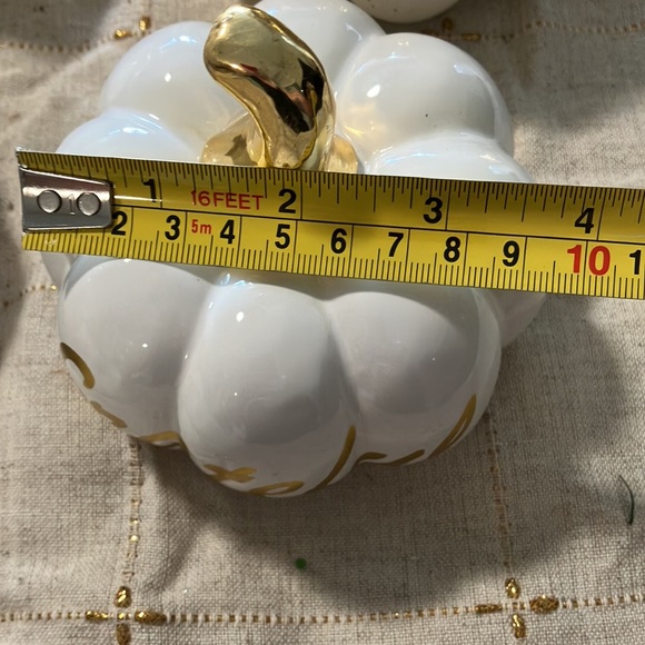 Set of four called and white, pumpkin decor - Picture 8 of 8